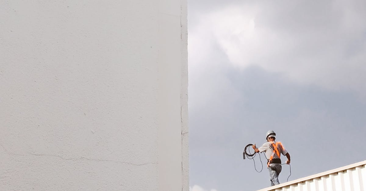 How much does it cost to fix a roof top?